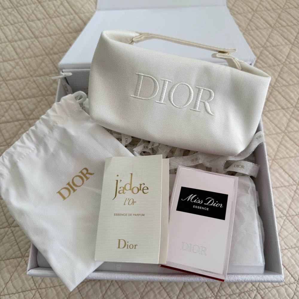 DIOR White Cosmetic Makeup Pouch Brand New